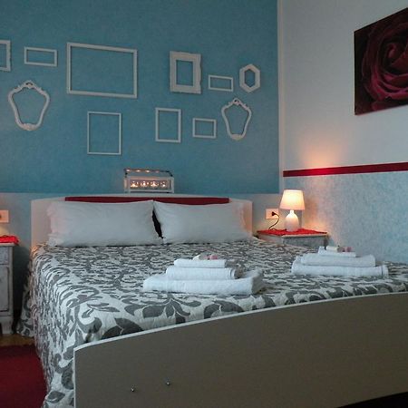 Hostel Josef Palermo Exteriör bild