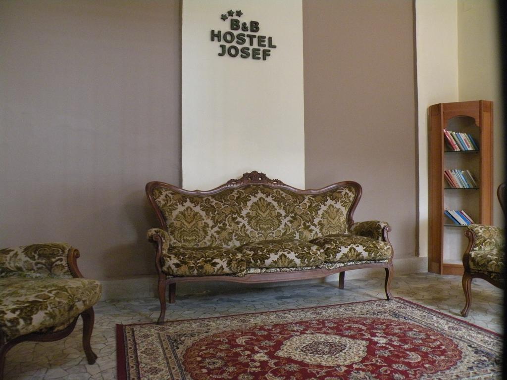 Hostel Josef Palermo Exteriör bild